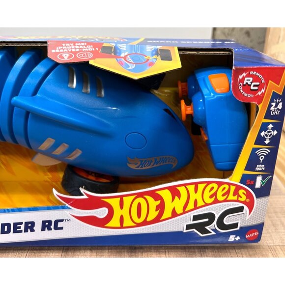 Hot Wheels RC Shark Speeder Remote-Control Car Includes Batteries - Picture 2 of 5